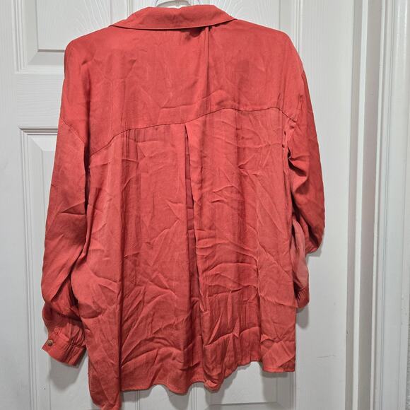 Democracy Terracotta Blouse Medium Roll-Tab Sleeve Button Front - Picture 9 of 11